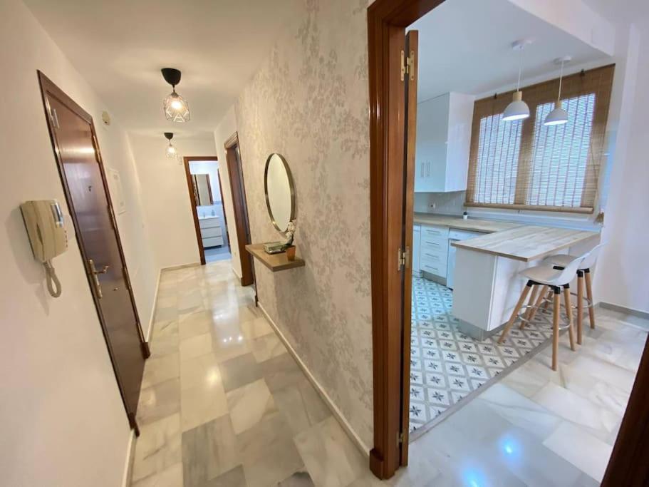 Apartamento En Centro Con Garaje Sanlucar de Barrameda Luaran gambar
