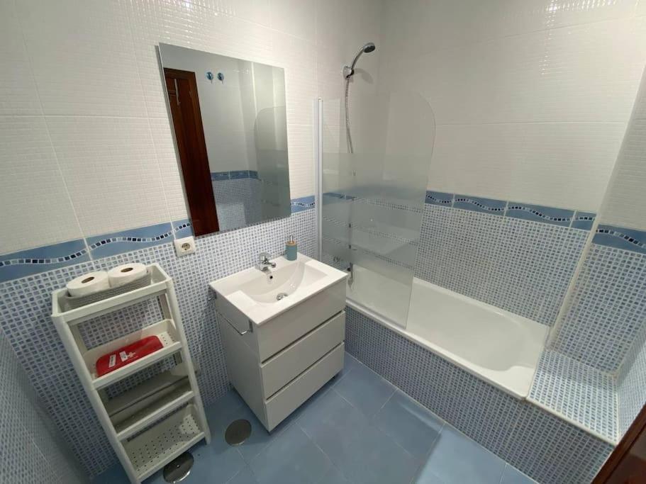 Apartamento En Centro Con Garaje Sanlucar de Barrameda Luaran gambar