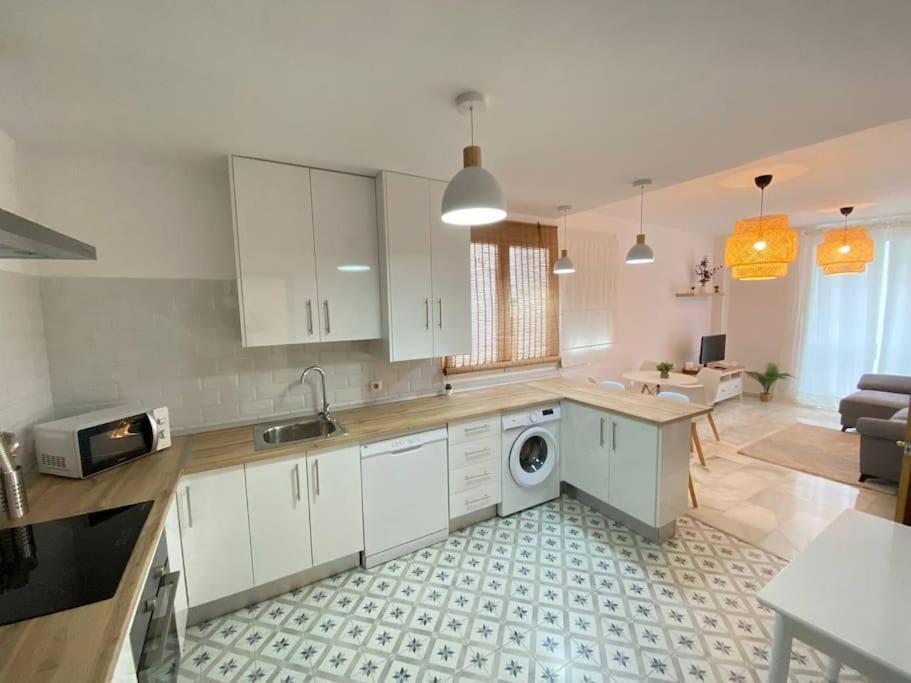 Apartamento En Centro Con Garaje Sanlucar de Barrameda Luaran gambar